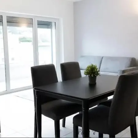 Urban By Quokka 360 - With Parking In Apartamento *