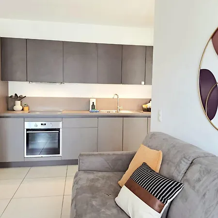 Urban By Quokka 360 - With Parking In Apartamento Lugano
